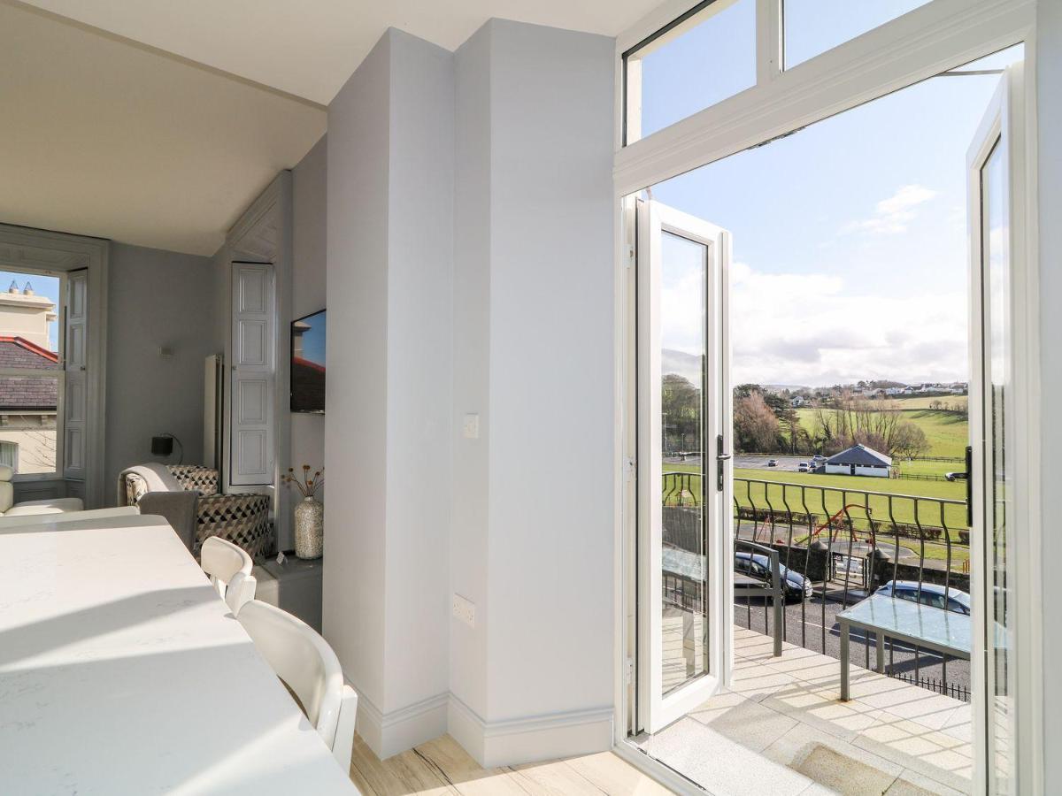 Sea Breeze Apartment Ballycastle Exterior photo